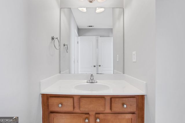 410 Chandler Bluff Court, Grayson, GA 30017
