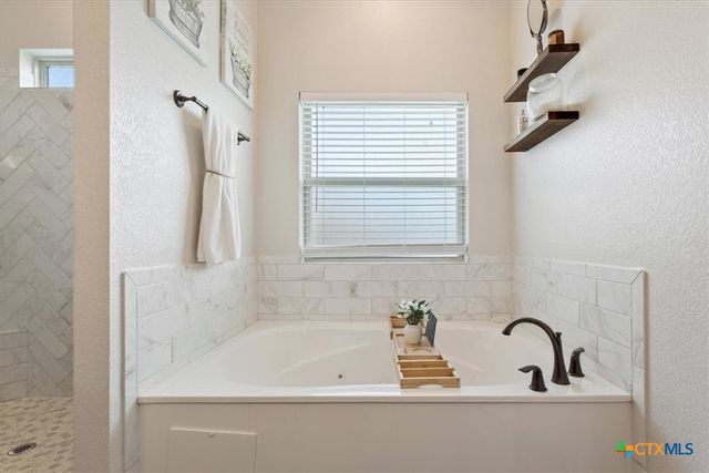 8302 Ginny Lane, Killeen, TX 76542