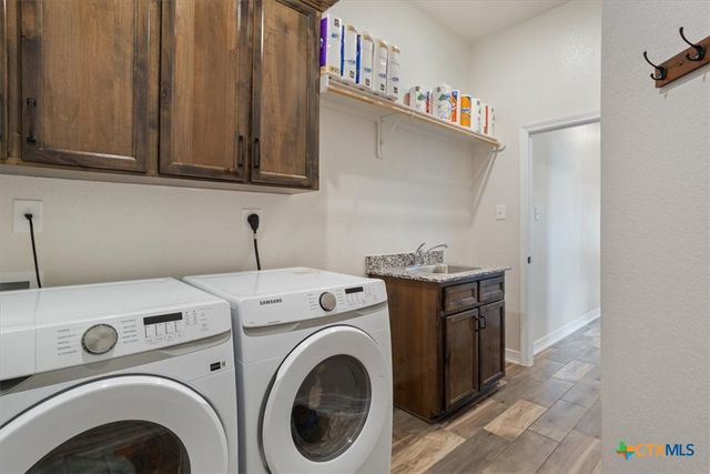 8302 Ginny Lane, Killeen, TX 76542