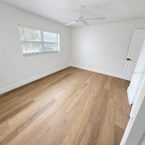 324 42ND AVENUE N, St Petersburg, FL 33703