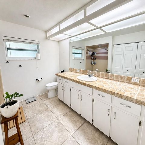 324 42ND AVENUE N, St Petersburg, FL 33703