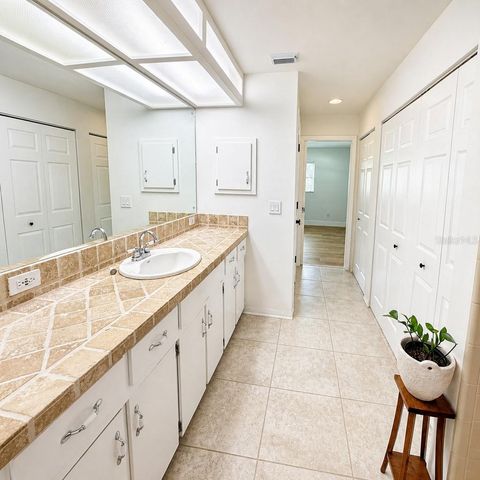 324 42ND AVENUE N, St Petersburg, FL 33703