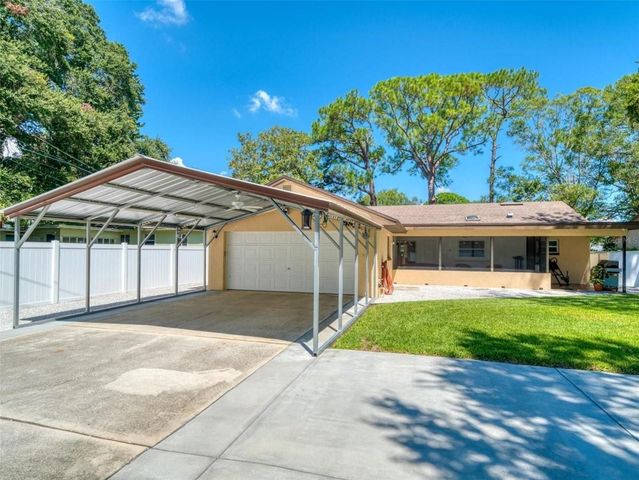 324 42ND AVENUE N, St Petersburg, FL 33703