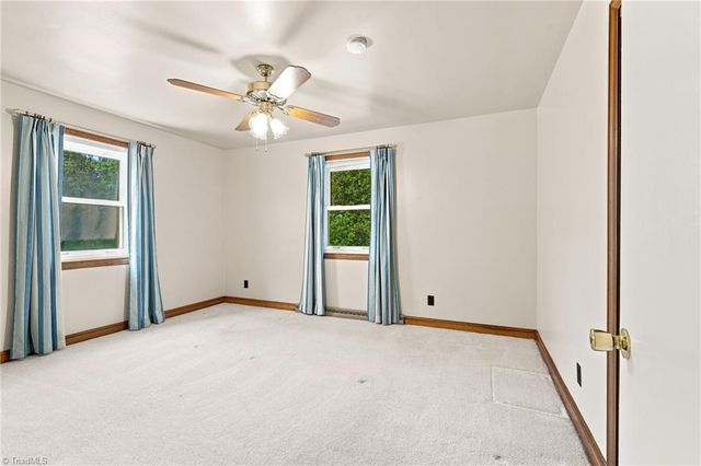 469 Sunset Drive, Winston-salem, NC 27107