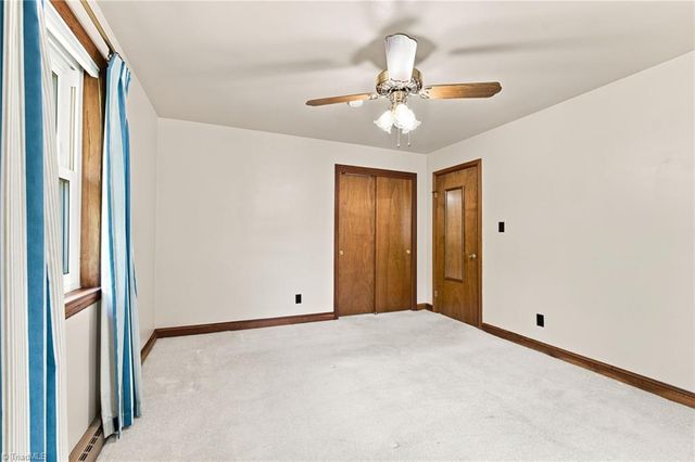 469 Sunset Drive, Winston-salem, NC 27107