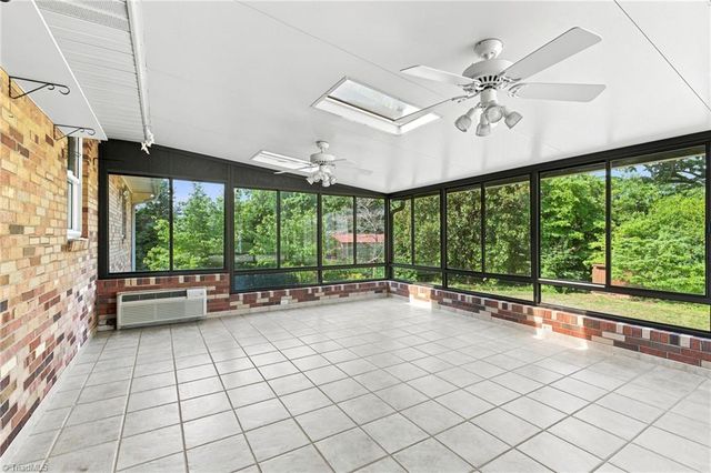 469 Sunset Drive, Winston-salem, NC 27107