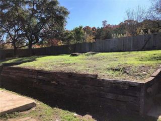7107 S Brook DR, Austin, TX 78736