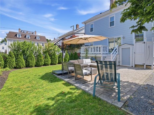 5 Byrnes Street, Newport, RI 02840