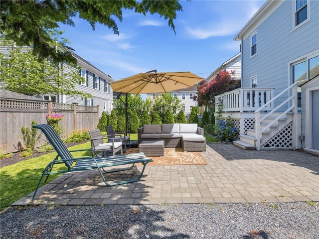 5 Byrnes Street, Newport, RI 02840