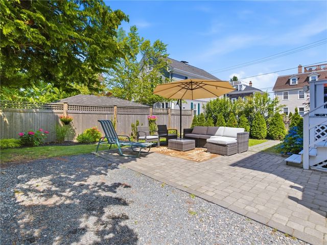 5 Byrnes Street, Newport, RI 02840