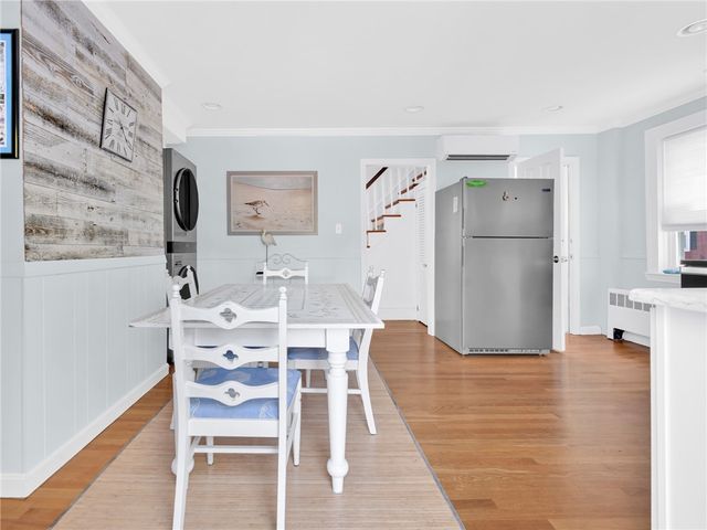 5 Byrnes Street, Newport, RI 02840