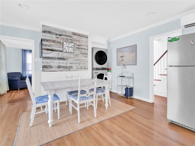 5 Byrnes Street, Newport, RI 02840