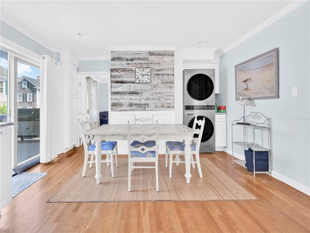 5 Byrnes Street, Newport, RI 02840