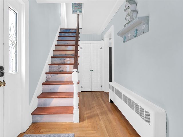 5 Byrnes Street, Newport, RI 02840