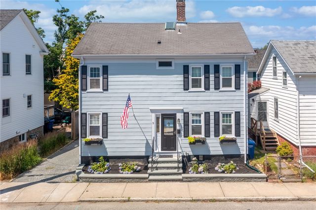 5 Byrnes Street, Newport, RI 02840