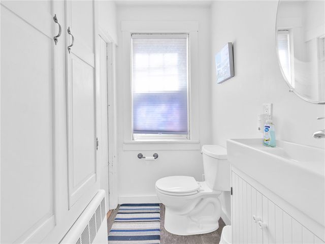 5 Byrnes Street, Newport, RI 02840