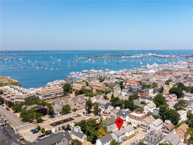 5 Byrnes Street, Newport, RI 02840