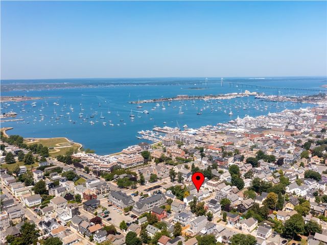 5 Byrnes Street, Newport, RI 02840