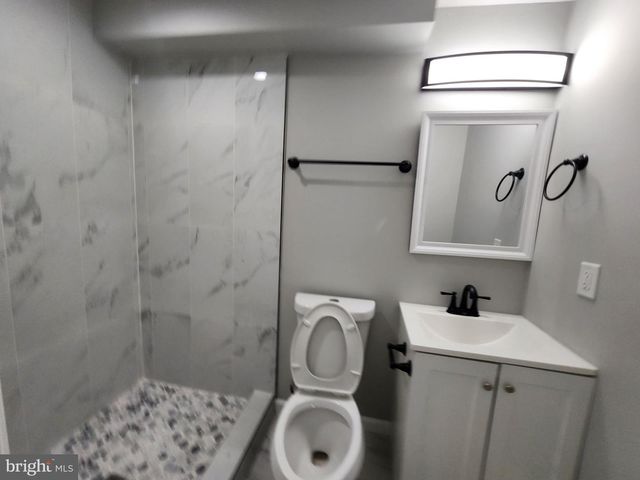 220 N MONTFORD AVE, Baltimore, MD 21224