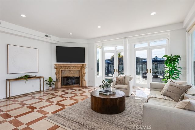 759 Foxkirk, Glendale, CA 91206