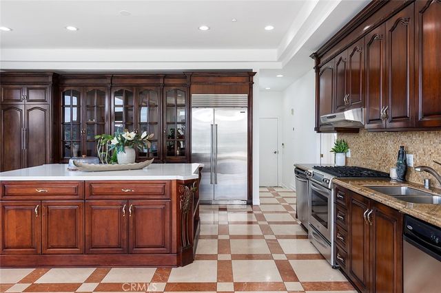 759 Foxkirk, Glendale, CA 91206