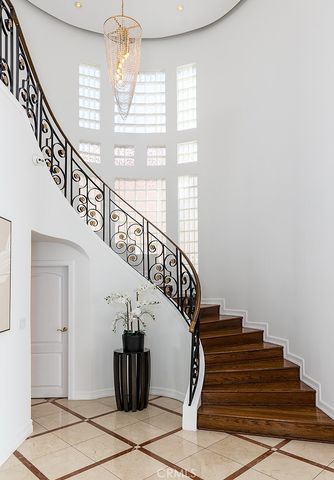 759 Foxkirk, Glendale, CA 91206