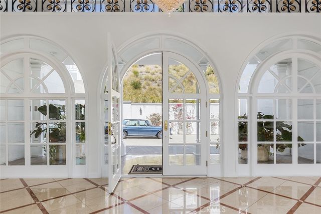 759 Foxkirk, Glendale, CA 91206