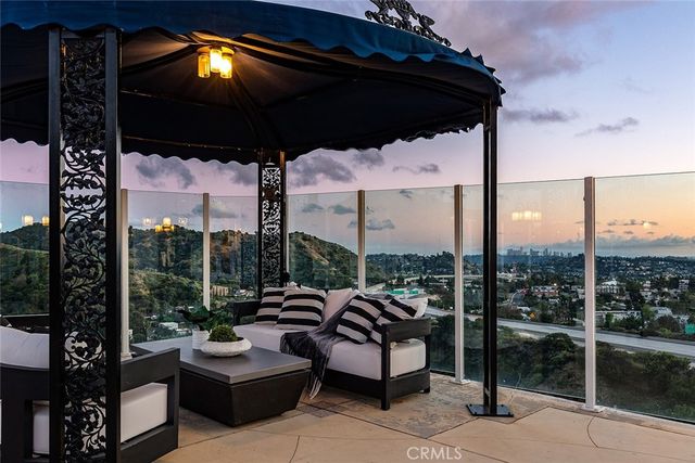 759 Foxkirk, Glendale, CA 91206
