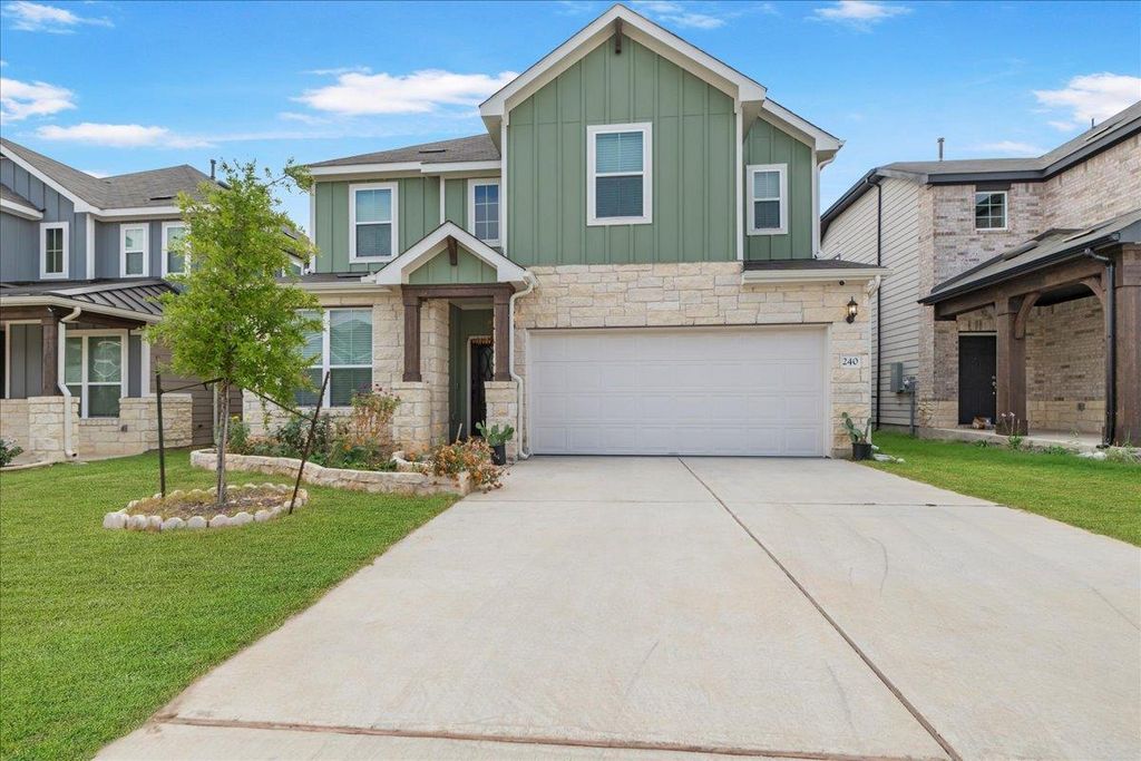 240 Inlet LN, Leander, TX 78641