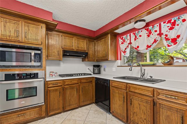 1514 Washington Drive, Deer Park, TX 77536