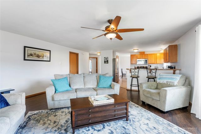 120 S Ocosta Street, Westport, WA 98595