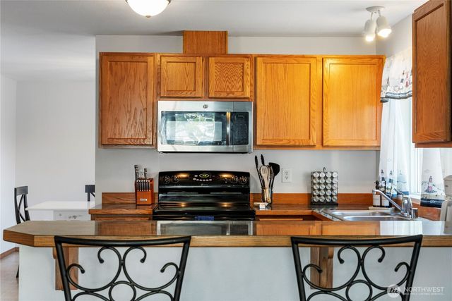 120 S Ocosta Street, Westport, WA 98595