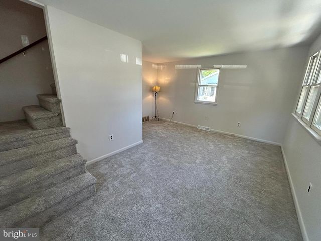 301 ENLOW PL, Pennsville, NJ 08070