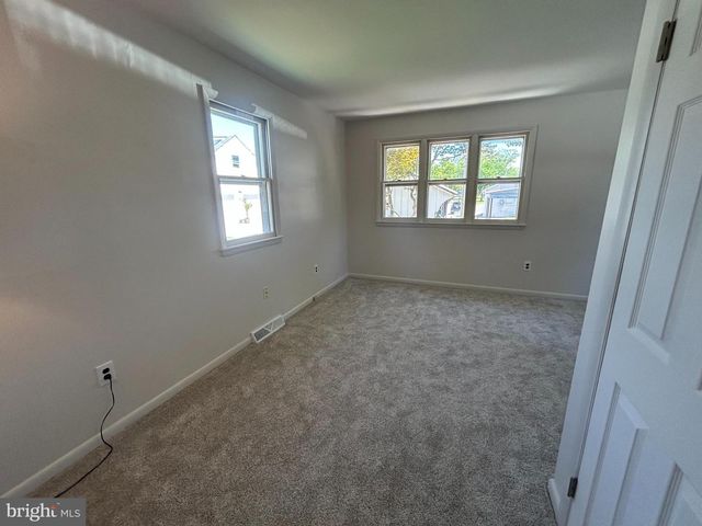 301 ENLOW PL, Pennsville, NJ 08070