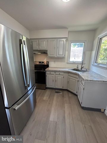 301 ENLOW PL, Pennsville, NJ 08070