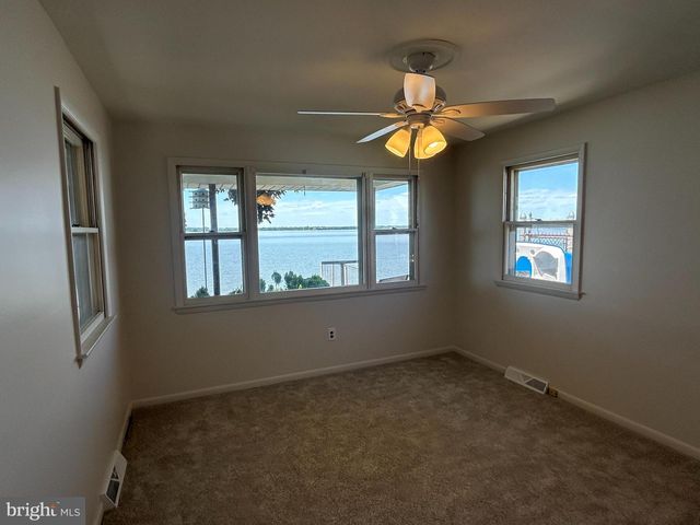 301 ENLOW PL, Pennsville, NJ 08070