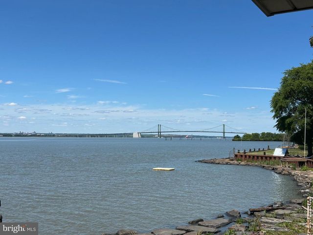 301 ENLOW PL, Pennsville, NJ 08070