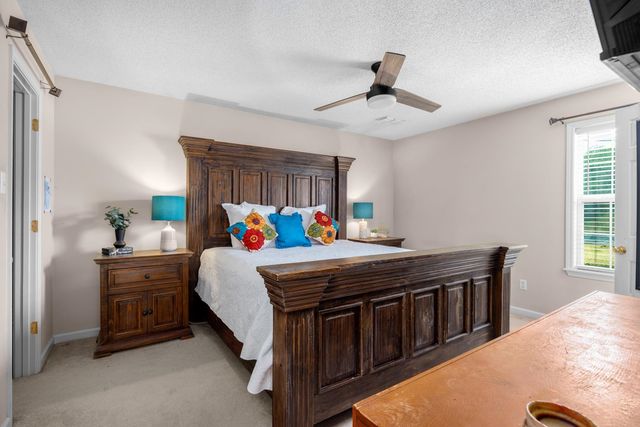 215 WOODSHIRE LN, Brighton, TN 38011