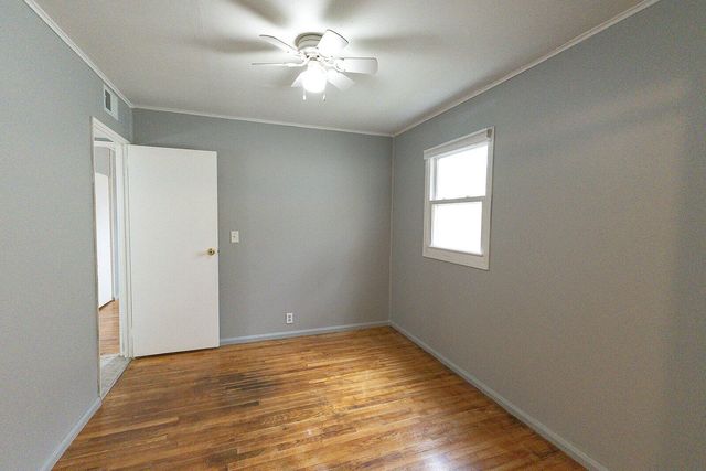 1557 SUNSET Drive, Council Bluffs, IA 51503