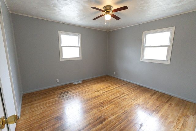 1557 SUNSET Drive, Council Bluffs, IA 51503