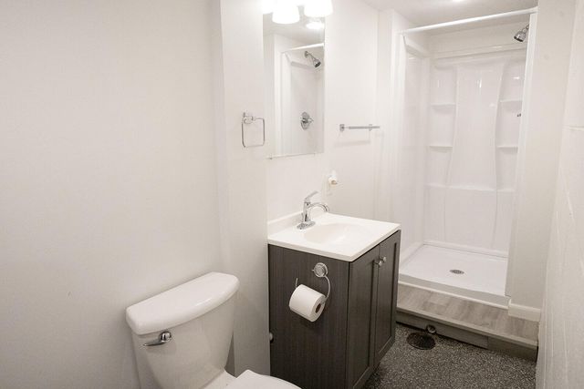 1557 SUNSET Drive, Council Bluffs, IA 51503