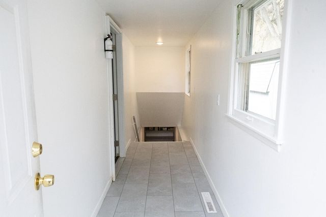 1557 SUNSET Drive, Council Bluffs, IA 51503