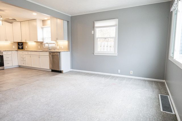 1557 SUNSET Drive, Council Bluffs, IA 51503