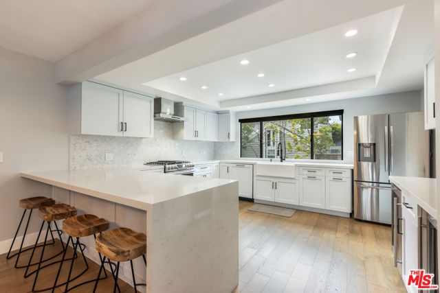 13036 Mindanao Way 4, Marina Del Rey, CA 90292