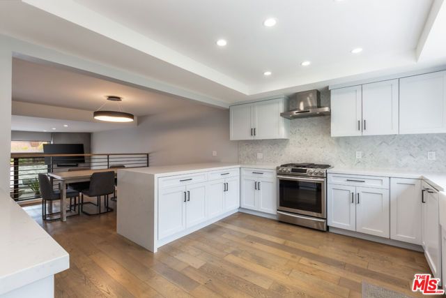 13036 Mindanao Way 4, Marina Del Rey, CA 90292