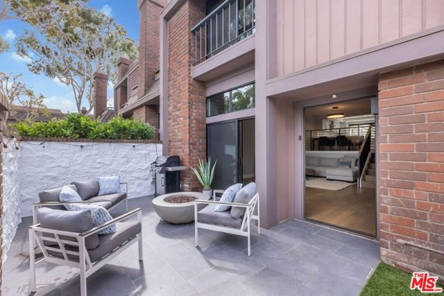 13036 Mindanao Way 4, Marina Del Rey, CA 90292