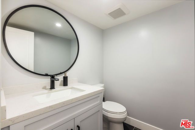 13036 Mindanao Way 4, Marina Del Rey, CA 90292