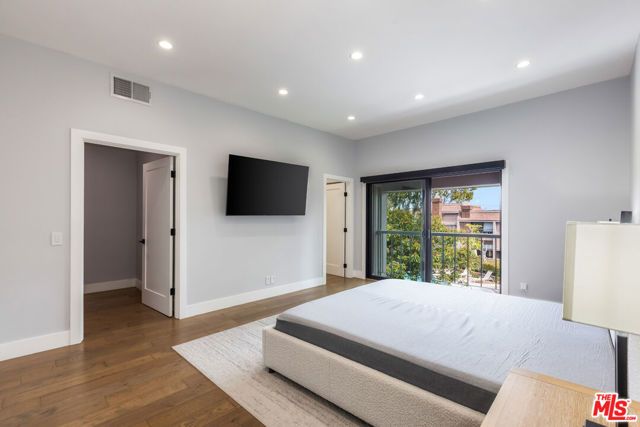 13036 Mindanao Way 4, Marina Del Rey, CA 90292