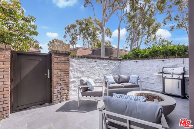 13036 Mindanao Way 4, Marina Del Rey, CA 90292