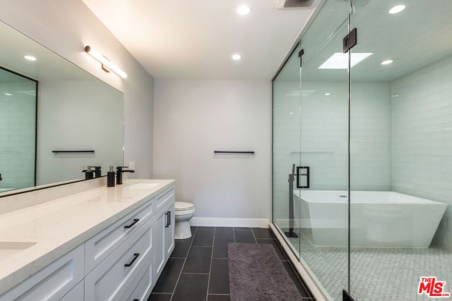 13036 Mindanao Way 4, Marina Del Rey, CA 90292